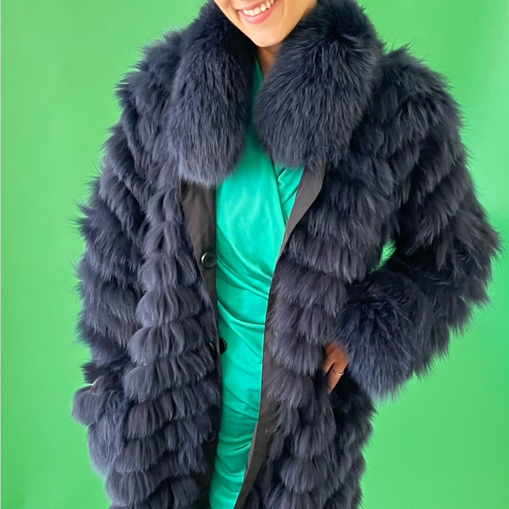 NEW! Reversable NAVY Fox FUR/Black 3/4 Chevron Coat, light & great for travel!